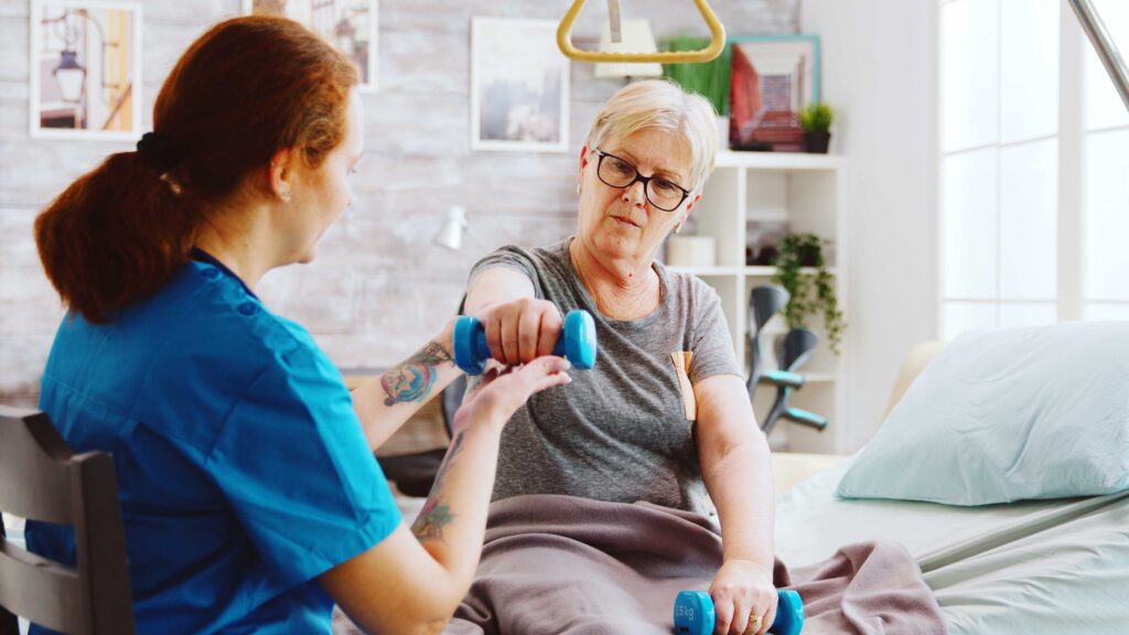 Gimnasia para mayores: los 3 tipos de ejercicios que necesitas